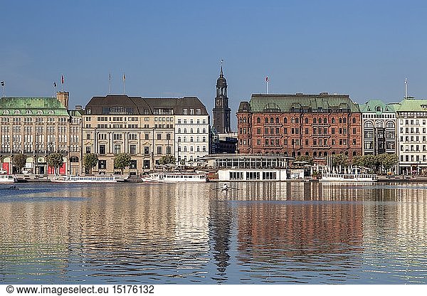 Geografie  BRD  Hamburg  Hamburg  Blick Ã¼ber die Binnenalster auf St. Michaelis