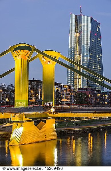 Geografie  BRD  Hessen  EuropÃ¤ische Zentralbank  Architekt Coop Himmelblau  Frankfurt am Main