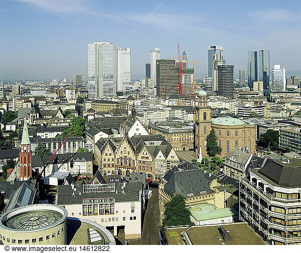 Geografie  BRD  Hessen  Frankfurt am Main  Blick Ã¼ber die Stadt  mit RÃ¶mer  Paulskirche und Bankenviertel