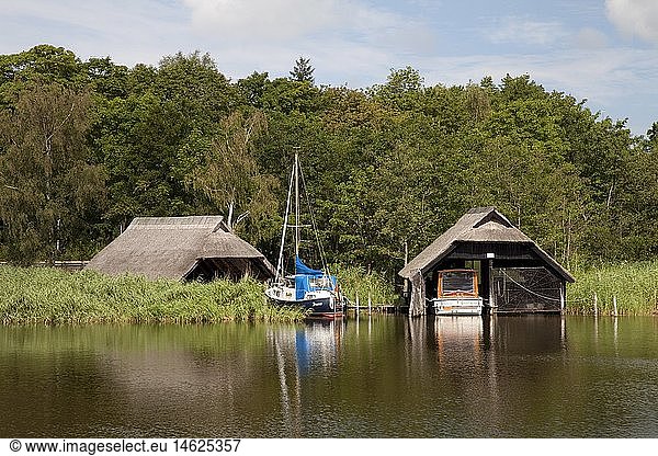 Geografie  BRD  Mecklenburg-Vorpommern  Halbinsel Fischland  DarÃŸ  Zingst  Prerower Strom  BootshÃ¤user