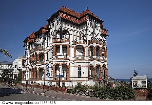 Geografie  BRD  Mecklenburg-Vorpommern  Ostsee  Ostseebad KÃ¼hlungsborn  Hotel  'Schloss am Meer'