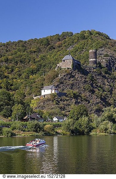 Geografie  BRD  Rheinland-Pfalz  Burgen  Motorboot auf der Mosel bei Burgen  Rheinland-Pfalz