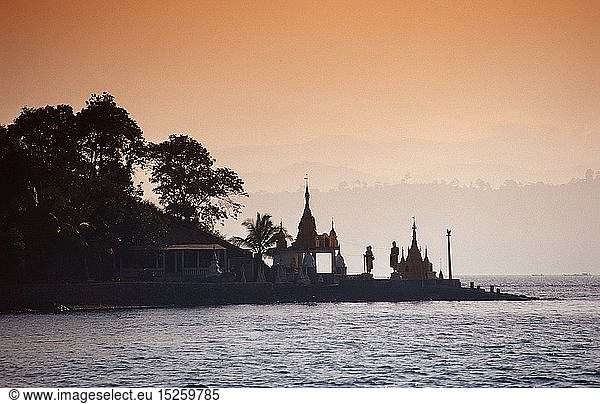 Geografie  Burma  StÃ¤dte  Kawthaung  GebÃ¤ude  Tempel  Ufer