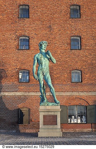 Geografie  DÃ¤nemark  Kopenhagen  Statue David im Hafen von Kopenhagen  DÃ¤nemark  Nordeuropa