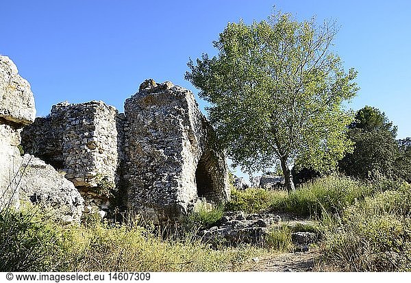 Geografie  Frankreich  Provence  Fontvieille Arles  doppelter rÃ¶mischer AquÃ¤dukt  ca. 10 Kilometer nordÃ¶stlich von Arles  zur Wasserversorgung der rÃ¶mischen Stadt Arelate  erbaut: 3. Jahrhundert