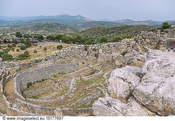 Geografie  Griechenland  Peloponnes  Argolis  Mykene  Akropolis  KÃ¶nigsgrÃ¤ber  GrÃ¤berrund A und LÃ¶wentor innen
