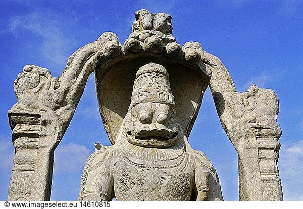 Geografie  Indien  Tempel  Hampi  Vishnu als Narasimha  7 Meter hoher Monolith  Zentralindien