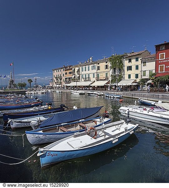 Geografie  Italien  Gardasee  Hafen in Lazise am Gardasee  Venetien