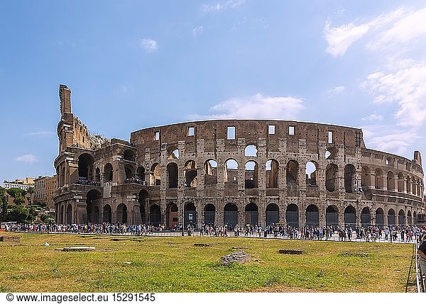 Geografie  Italien  Latium  Rom  Kolosseum AuÃŸenansicht von Westen