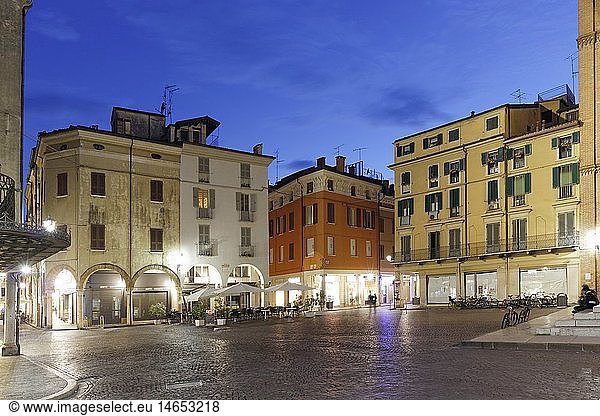 Geografie  Italien  Lombardei  Mantua  Piazza Andrea Mantegna