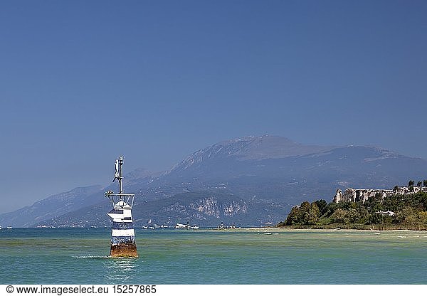 Geografie  Italien  Lombardei  Sirmione  Gardasee  Landspitze der Halbinsel Sirmione  Gardasee