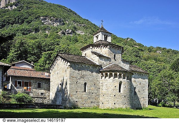 Geografie  Italien  Piemont  Montorfano  Romanische Kirche San Giovanni Battista