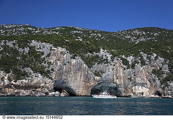 Geografie  Italien  Sardinien  Bootstour zu den Calas am Golfo di Orosei  Ostsardinien  Sardinien