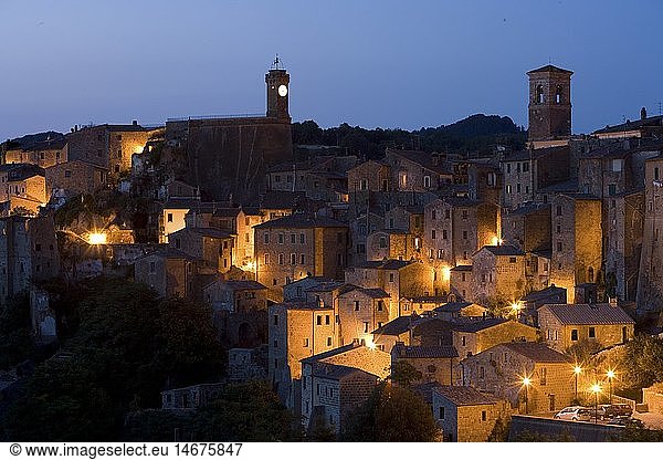 Geografie  Italien  Toskana  Sorano Ã¼ber der Lente  Blick auf die Altstadt mit der Burg der Orsini