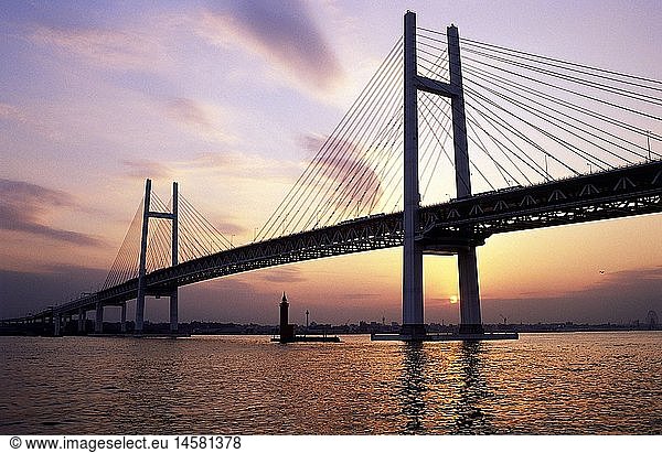 Geografie  Japan  Yokohama  BrÃ¼cken  Bay Bridge