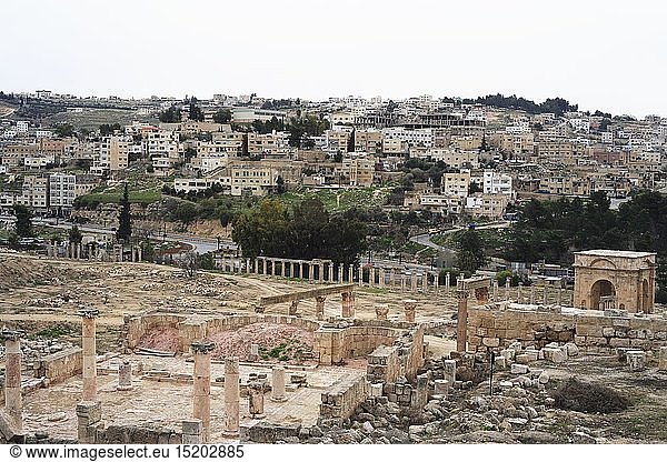 Geografie  Jordanien  Jerash  Stadtansichten  Blick auf die heutige Stadt von Gerasa aus