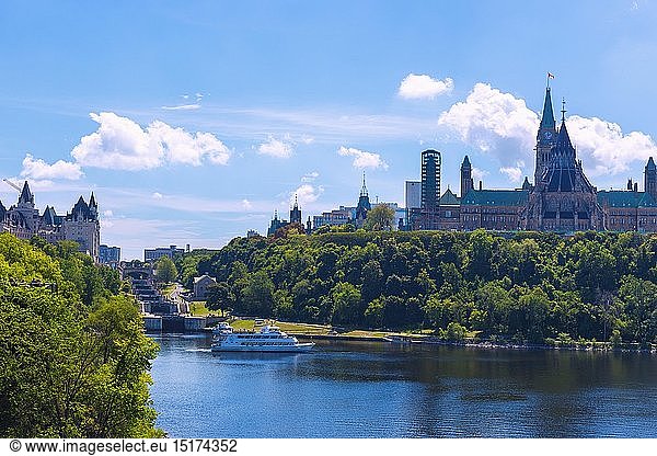 Geografie  Kanada  Ottawa  Parliament Hill  Canal Rideau  ChÃ¢teau Laurier  Blick von Alexandra Bridge