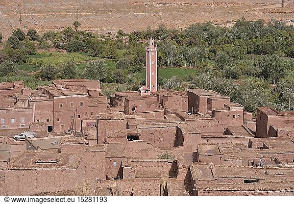 Geografie  Marokko  Blick Ã¼ber die Ortschaft  Assfalou  StraÃŸe der Kasbahs  Afrika