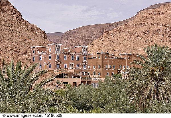 Geografie  Marokko  Hotel im Stil einer Kasbah  Zaouia Sidi Abdelali  Todhra-Schlucht  Afrika