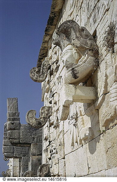 Geografie  Mexiko  Chichen Itza  Maya-Stadt im 5. Jahrhundert gegrÃ¼ndet  Detail: Fries mit Maske des Regengott Chac  11.- 13.Jahrhundert