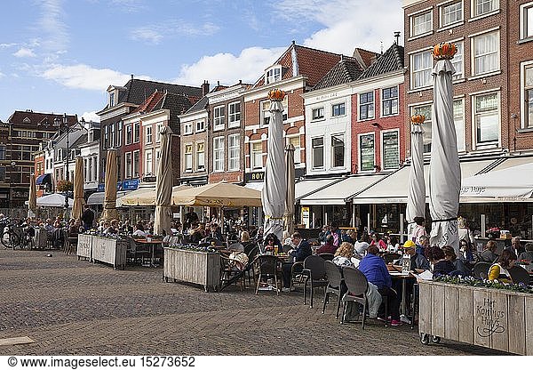 Geografie  Niederlande  Holland  Delft  Markt  Historische GebÃ¤ude  StraÃŸencafes
