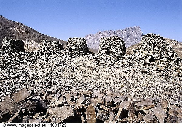Geografie  Oman  ArchÃ¤ologie  BienenkorbgrÃ¤ber im Westlichen Hajar-Gebirge bei al-Ayn und Bat