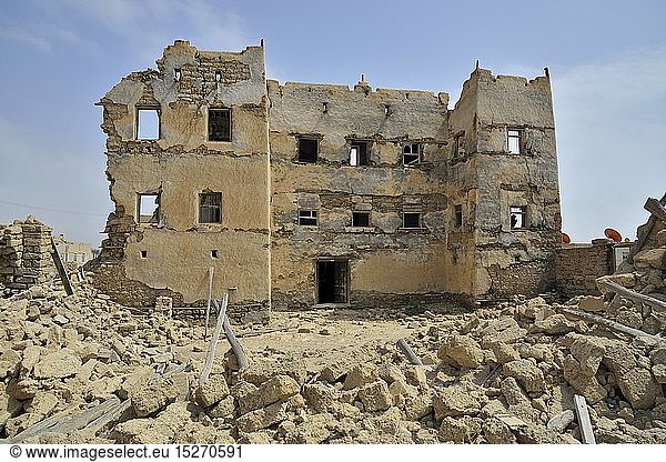 Geografie  Oman  Zerbombtes Haus in Mirbat  Dhofar-Region  Orient