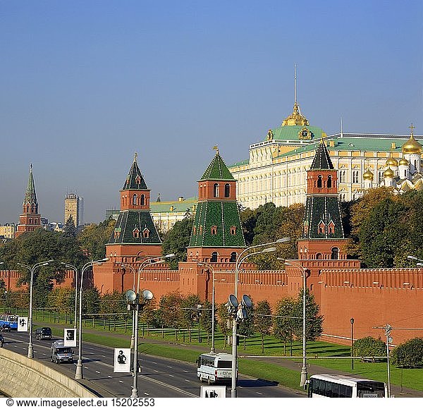 Geografie  Russland  Moskau  GebÃ¤ude  Kreml  AuÃŸenansicht