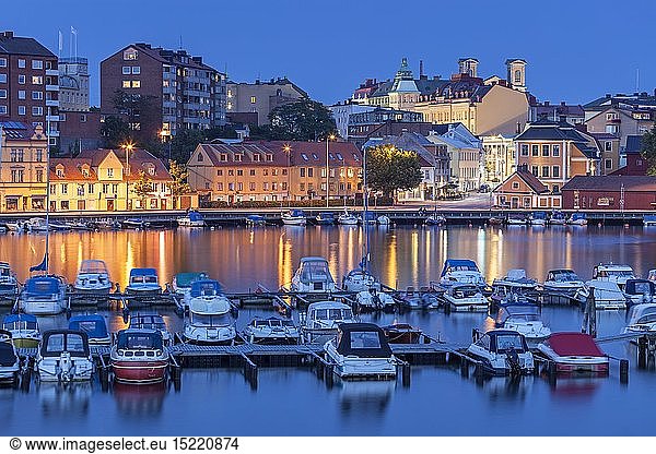 Geografie  Schweden  Blekinge lÃ¤n  Karlskrona  Blick auf Karlskrona bei Nacht  Blekinge lÃ¤n  SÃ¼dschweden