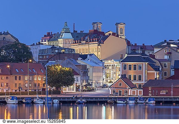 Geografie  Schweden  Blekinge lÃ¤n  Karlskrona  Blick auf Karlskrona bei Nacht  Blekinge lÃ¤n  SÃ¼dschweden