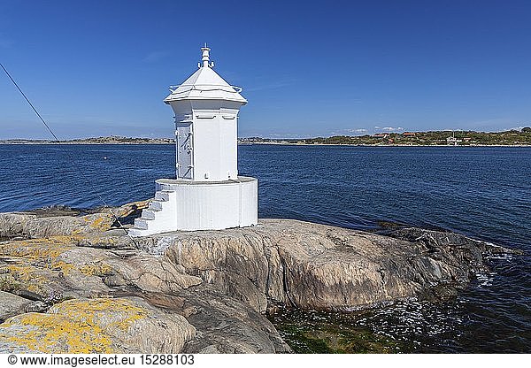 Geografie  Schweden  VÃ¤stra GÃ¶talands LÃ¤n  Insel HÃ¶nÃ¶  Leuchtturm auf Insel HÃ¶nÃ¶  BohuslÃ¤n  VÃ¤stra GÃ¶talands LÃ¤n  SchÃ¤rengarten GÃ¶teborg