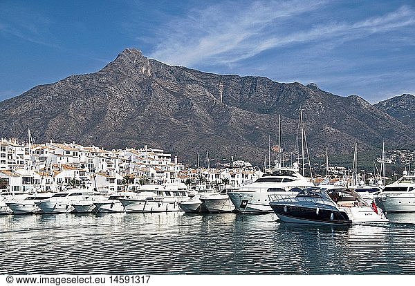 Geografie  Spanien  Provinz Malaga  Andalusien  Marbella  Puerto Banus  Jachthafen