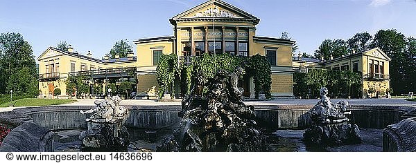 Geografie  Ã–sterreich  Bad Ischl  SchlÃ¶sser  Kaiservilla  AuÃŸenansicht mit Brunnen