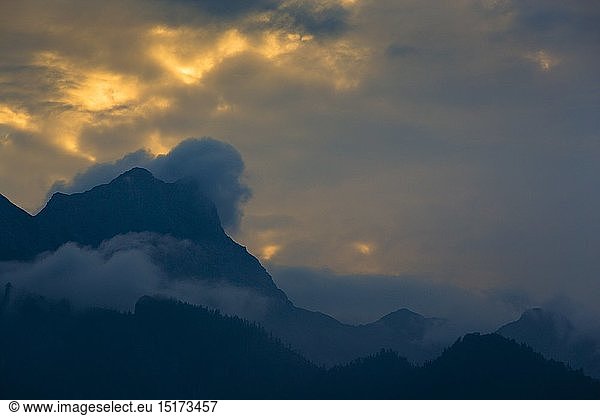 Geografie  Ã–sterreich  OberÃ¶sterreich  Sonnenuntergang  Berg  Almtal