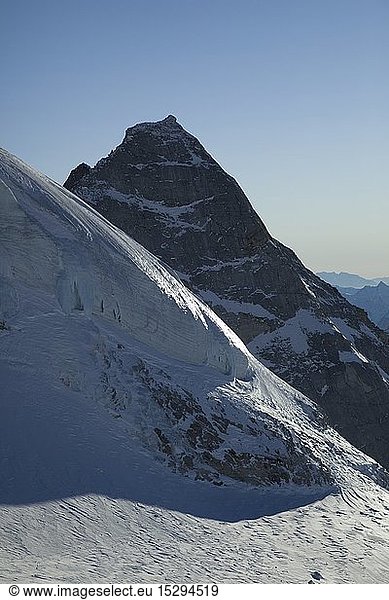 Geografie  Ã–sterreich  Tirol  Zillertaler Alpen  FuÃŸstein von Norden
