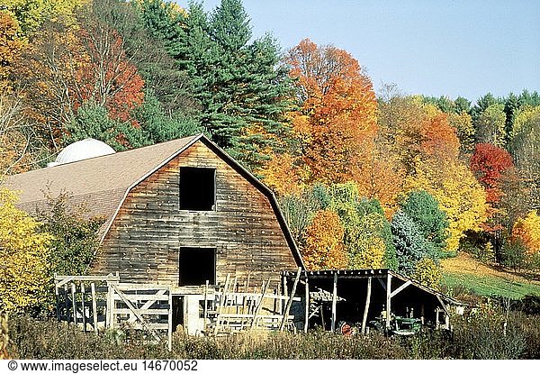 Geografie  USA  Massachussetts  Landschaften  Berkshire Mountains  GebÃ¤ude  Farmhaus  Indian Summer