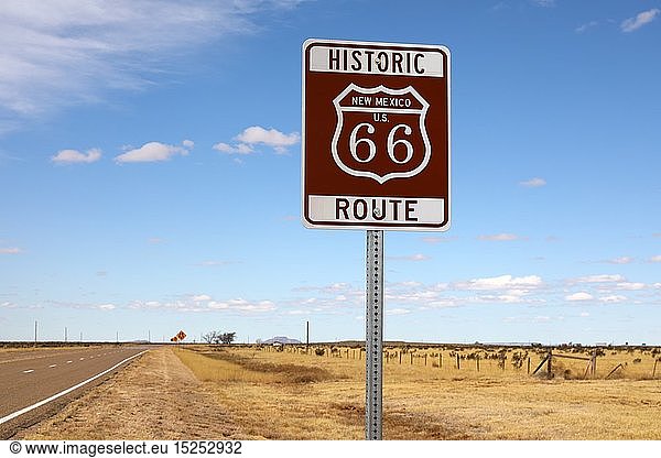 Geografie  USA  New Mexico  Tucumcari  Route 66 Zeichen  Route 66  Tucumcari  New Mexico