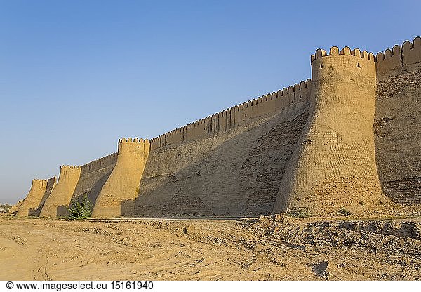 Geografie  Usbekistan  Shahrisabz  Stadtmauer