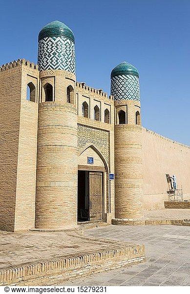 Geografie  Usbekistan  Xiwa  Altstadt  Festungstungstor an der Zitadelle Koxna Ark