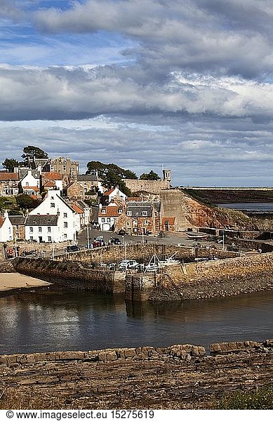 geography / travel,  Great Britain,  Scotland,  Crail,  Incoming tide at Crail Harbour,  Fife