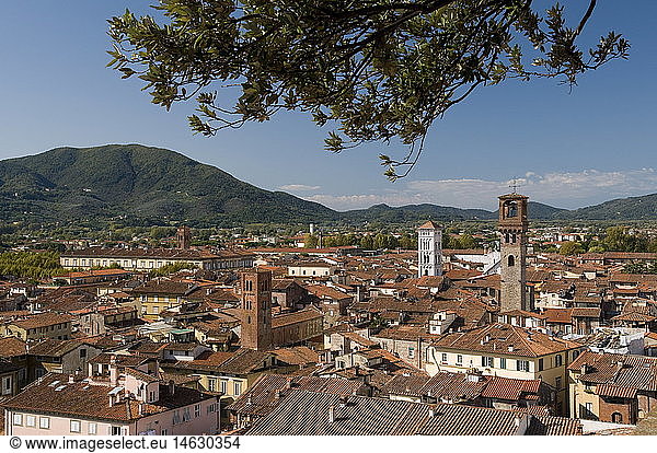 geography / travel,  Italy,  Tuscany,  Lucca,  city view from Torre Guinigi