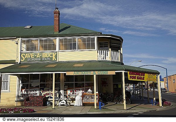 Geography / travel  Australia  Second Hand Shop  Wynyard  North Western Tasmania