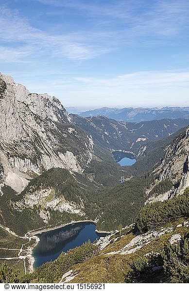 geography / travel  Austria  Upper Austria  Outlook to a Lake  Mountains  Hintersee  Gosausee  Gosau  Dachstein Region