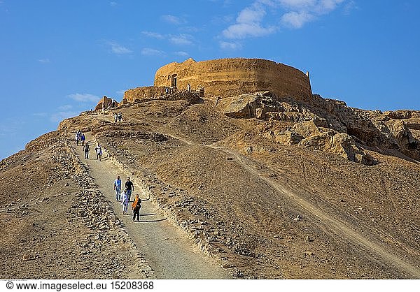 geography / travel  Dakhma  Yazd