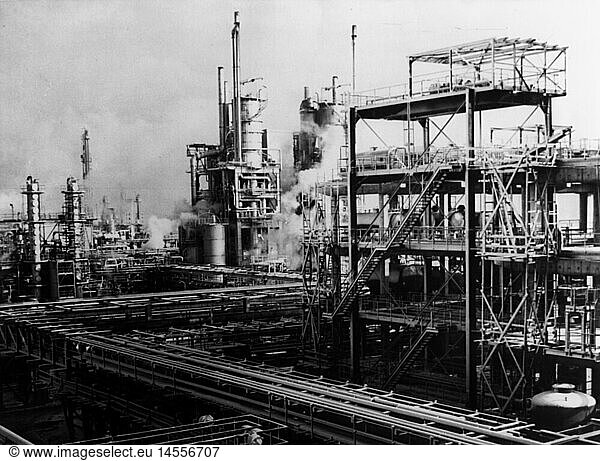 geography / travel  East Germany  industry  chemical industries  Leuna Works Walther Ulbricht  Leuna  Halle district  exterior view  1967
