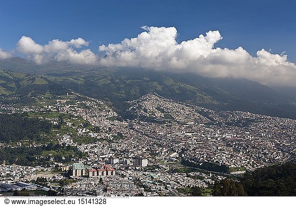 geography / travel  Ecuador  Aerial View of Capital Quito  Ecuador