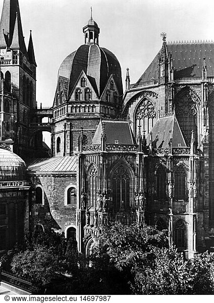 geography / travel  Germany  Aachen  churches  MÃ¼nster  exterior view  1960s