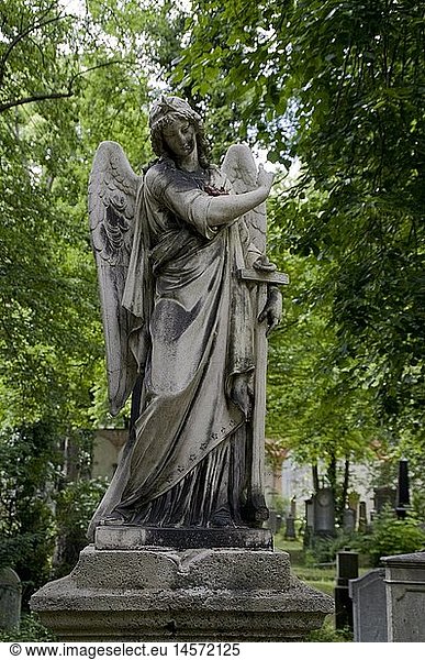 geography / travel  Germany  Bavaria  Munich  Alter Suedfriedhof (Old South Cemetery)  gravestone  statue  angel  Glockenbach quarter