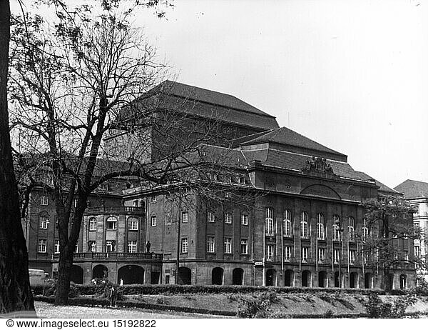 geography / travel  Germany  Dresden  theatre / theater  playhouse  exterior view  1967