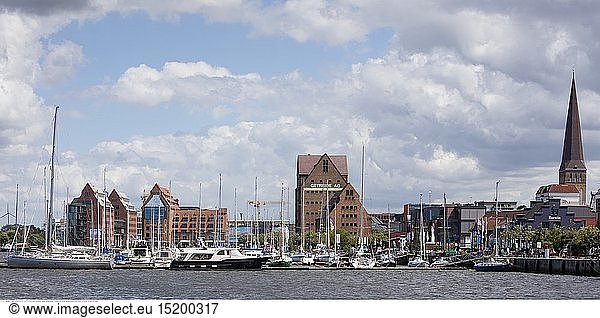 geography / travel  Germany  Mecklenburg-West Pomerania  Rostock  Silo Peninsula  city harbour  brick building